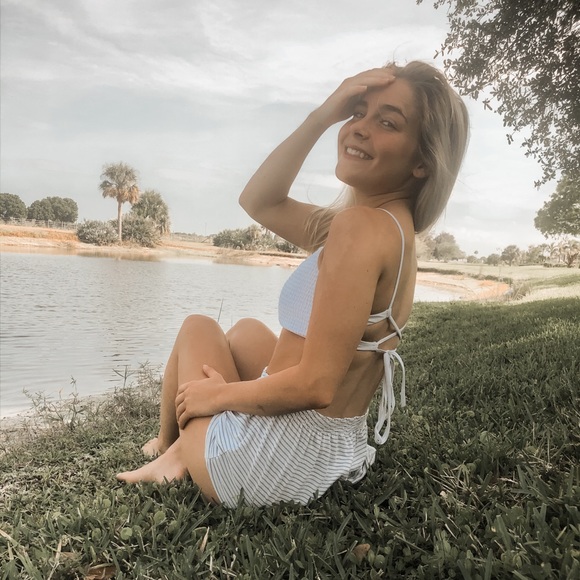 Meet your Posher, Gabby - Picture 1 of 1